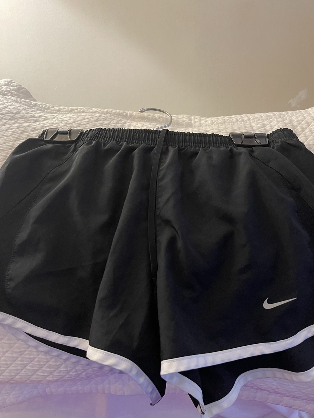 Black Nike shorts - photo 3