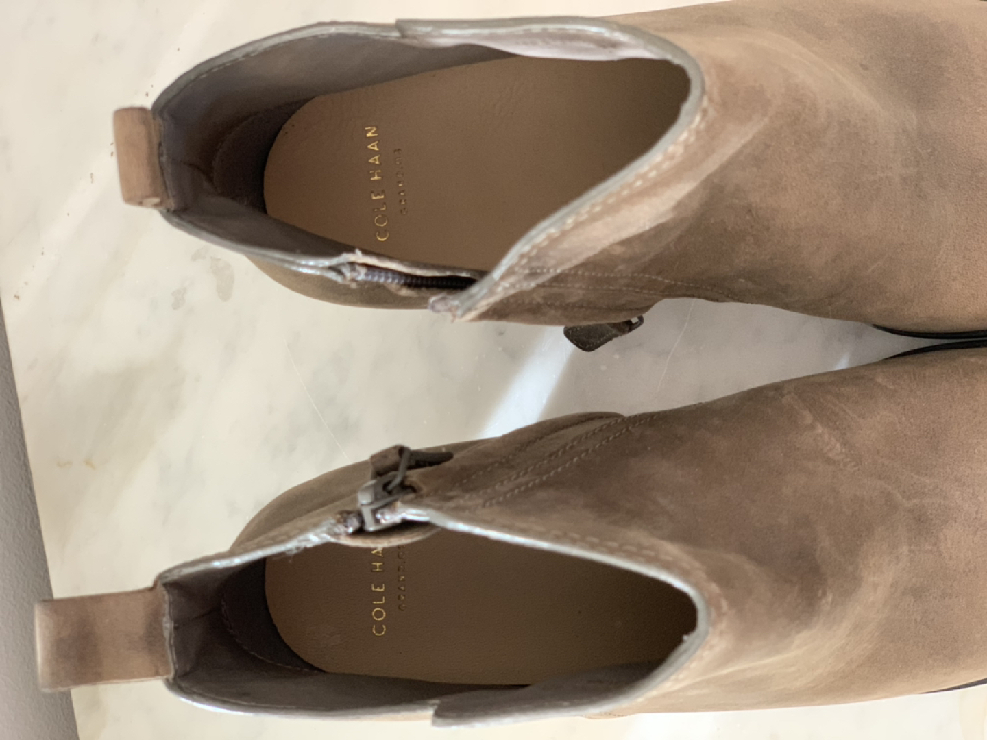 Cole Hann Chesney boots. Near perfect. Size 9B image indicator(3)