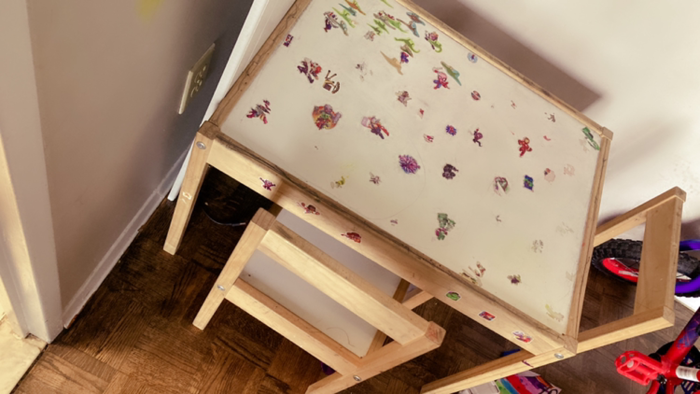 Kids study table