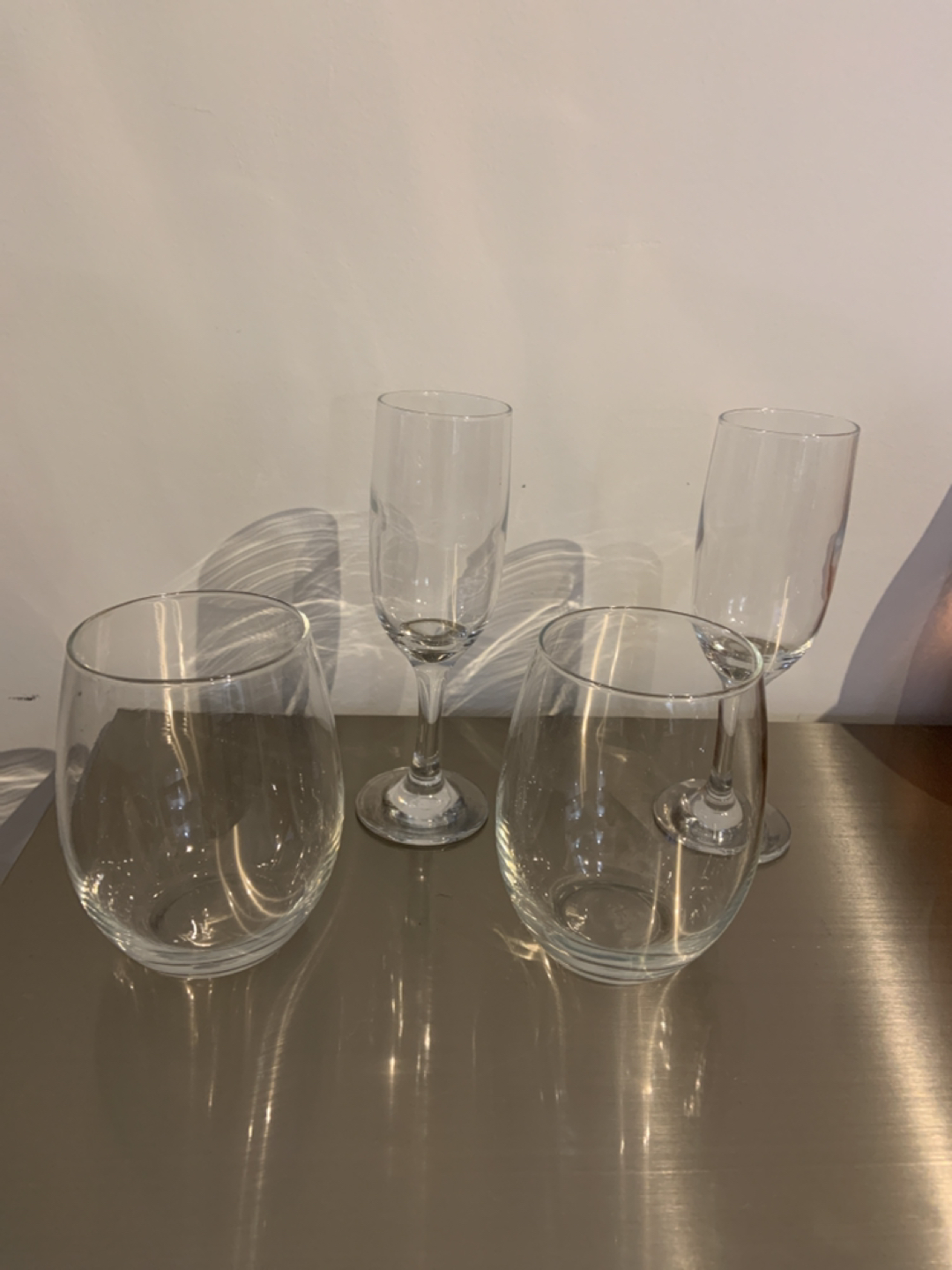 2 wineglasses & 2 champagne glasses thumbnail