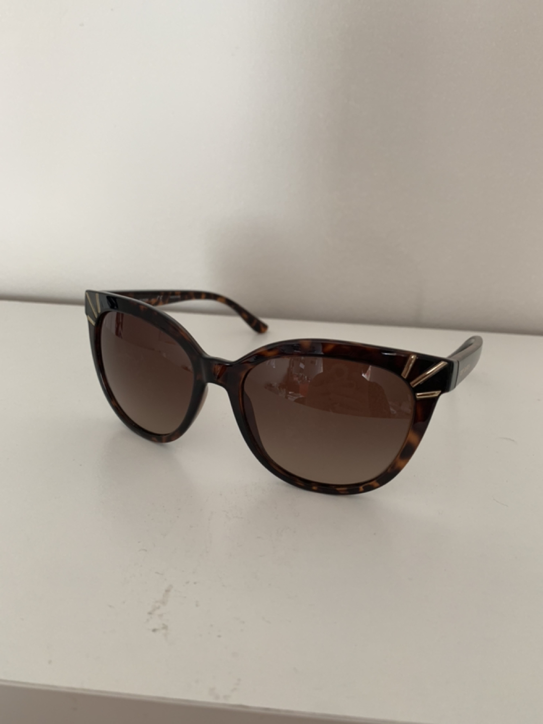Tory Burch Sunglasses - photo 3