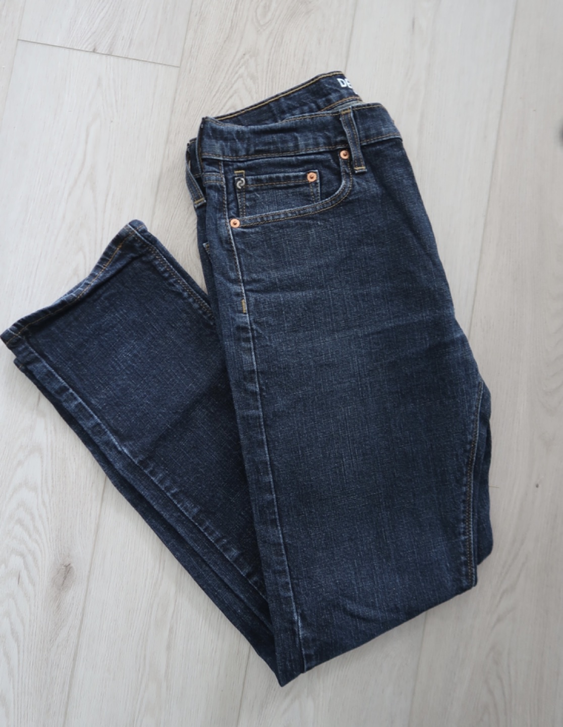 Levi’s Denizen 232 Slim Straight jeans thumbnail