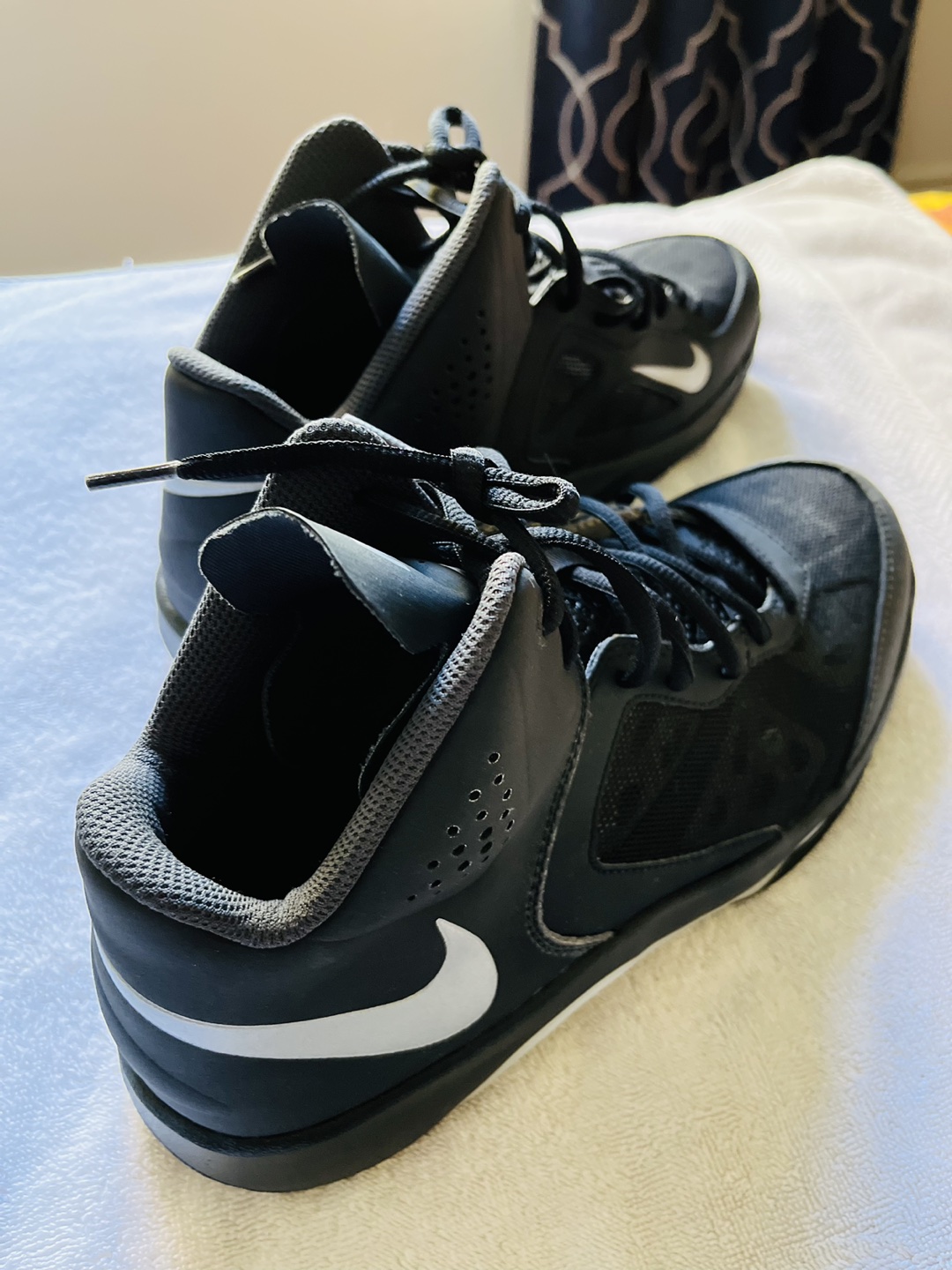 Nike Men Dual Fusion US10.5 thumbnail