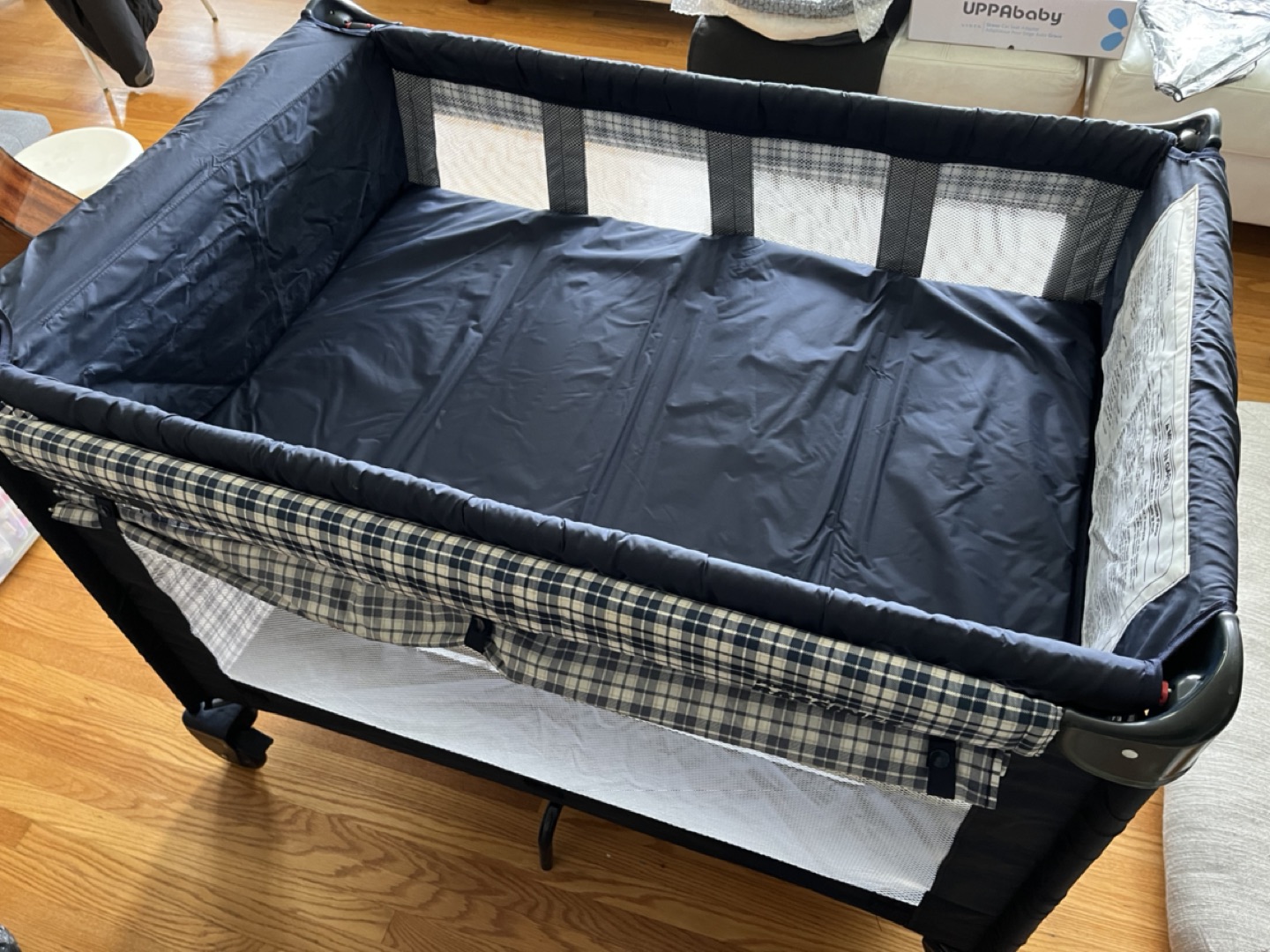 Graco playpen thumbnail
