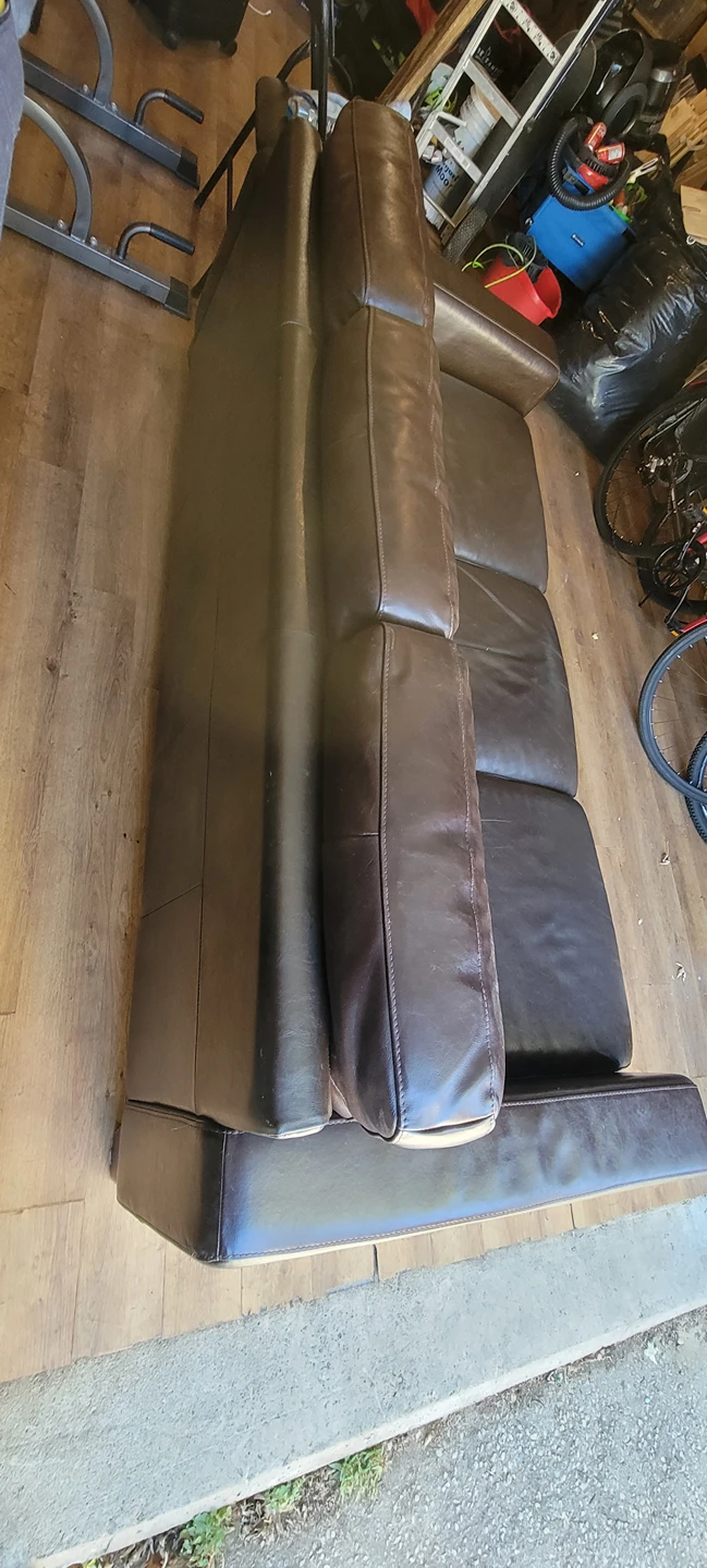 NATUZZI LEATHER SOFA - photo 3