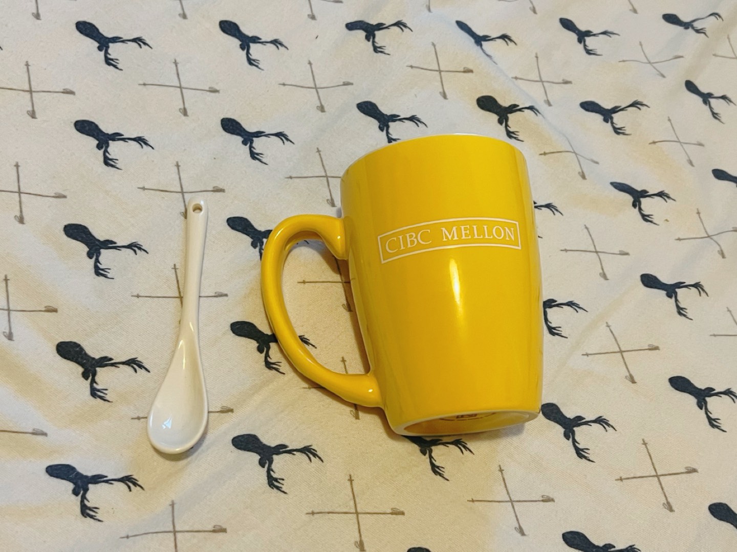 CM Ceramic Yellow Mug with Spoon Brand New - photo 5