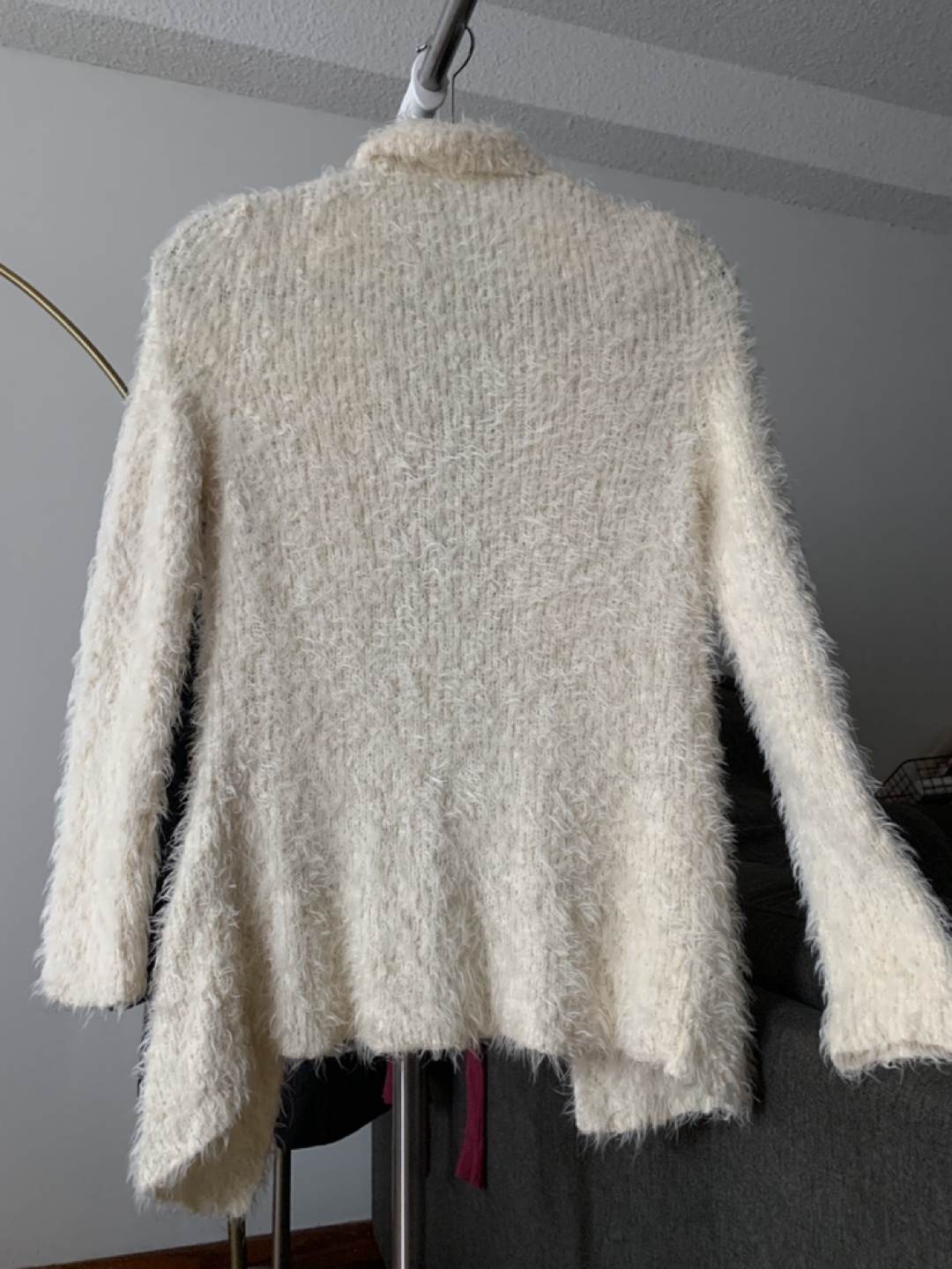 Sweater image indicator(4)