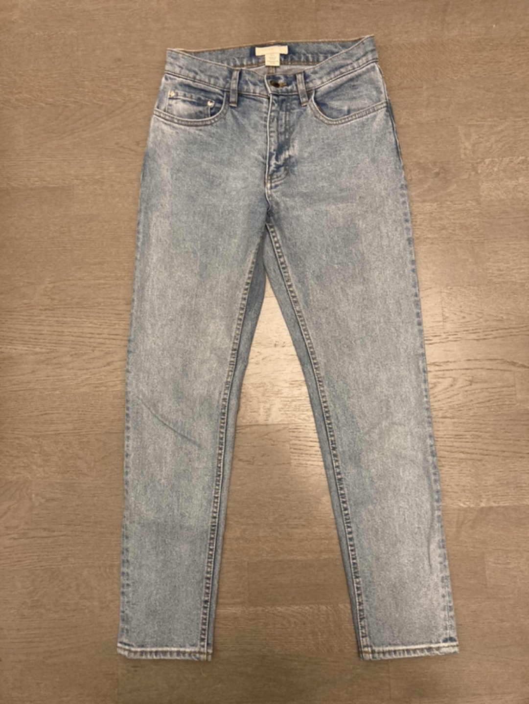 H&M women's high-rise jeans thumbnail
