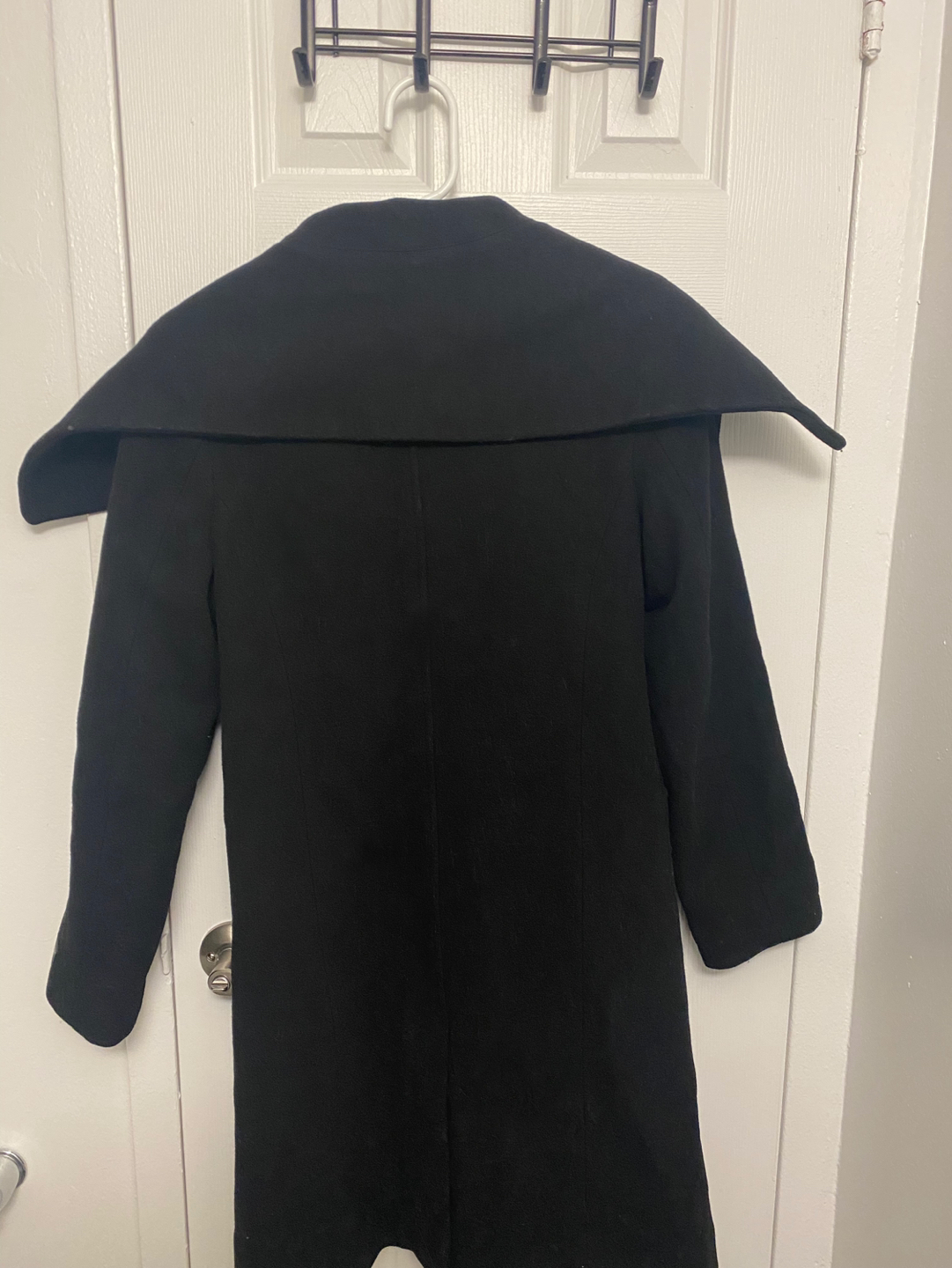 XS Black Cashmere Coat image indicator(2)