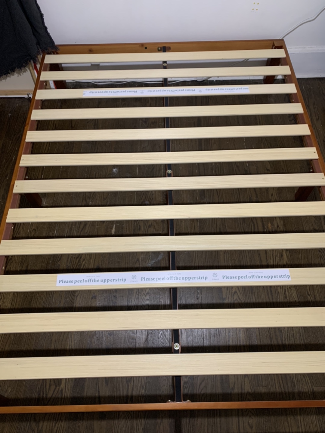 Queen Size platform bed frame - photo 3