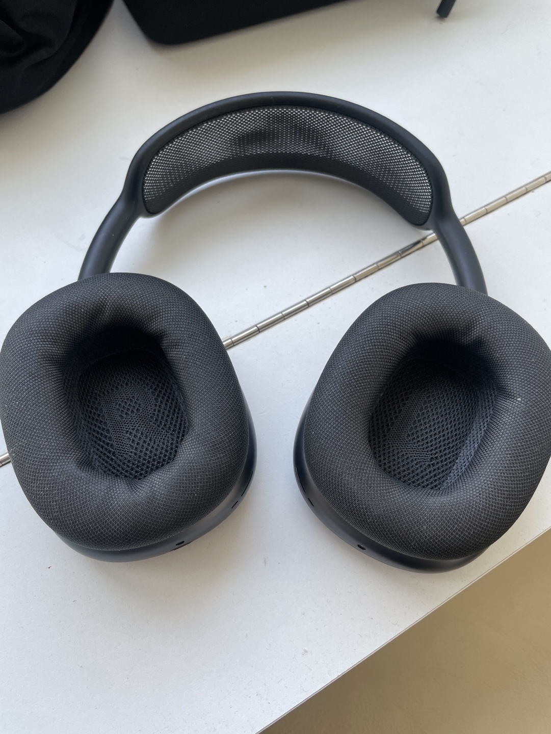 AirPods Max - photo 2