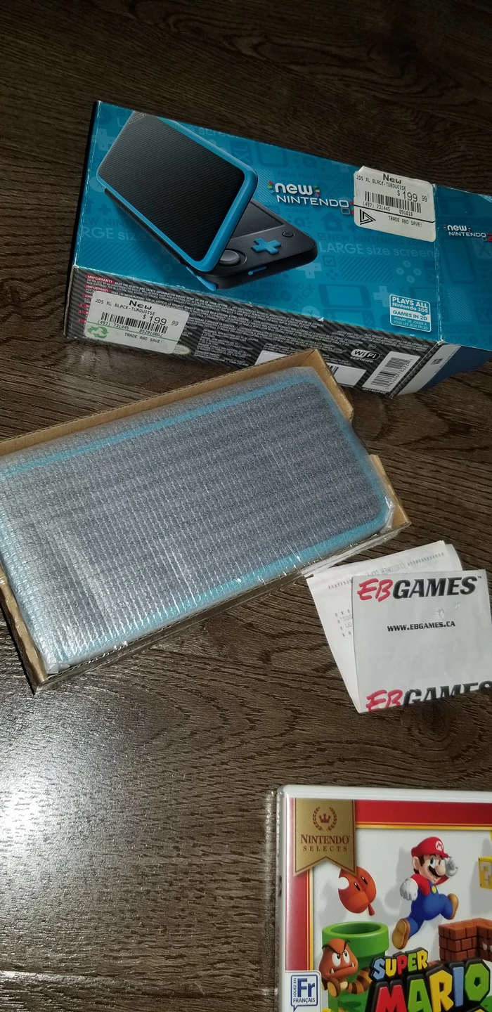 BRAND NEW NINTENDO 2DS XL STILL IN PACKAGING - photo 3