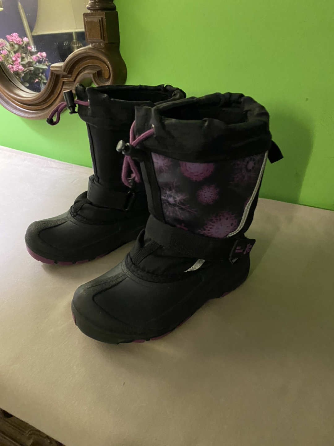 ABSOLUTE CANADA LIGHTBOLT LIGHT-UP SNOW BOOTS FOR GIRLS. image indicator(4)