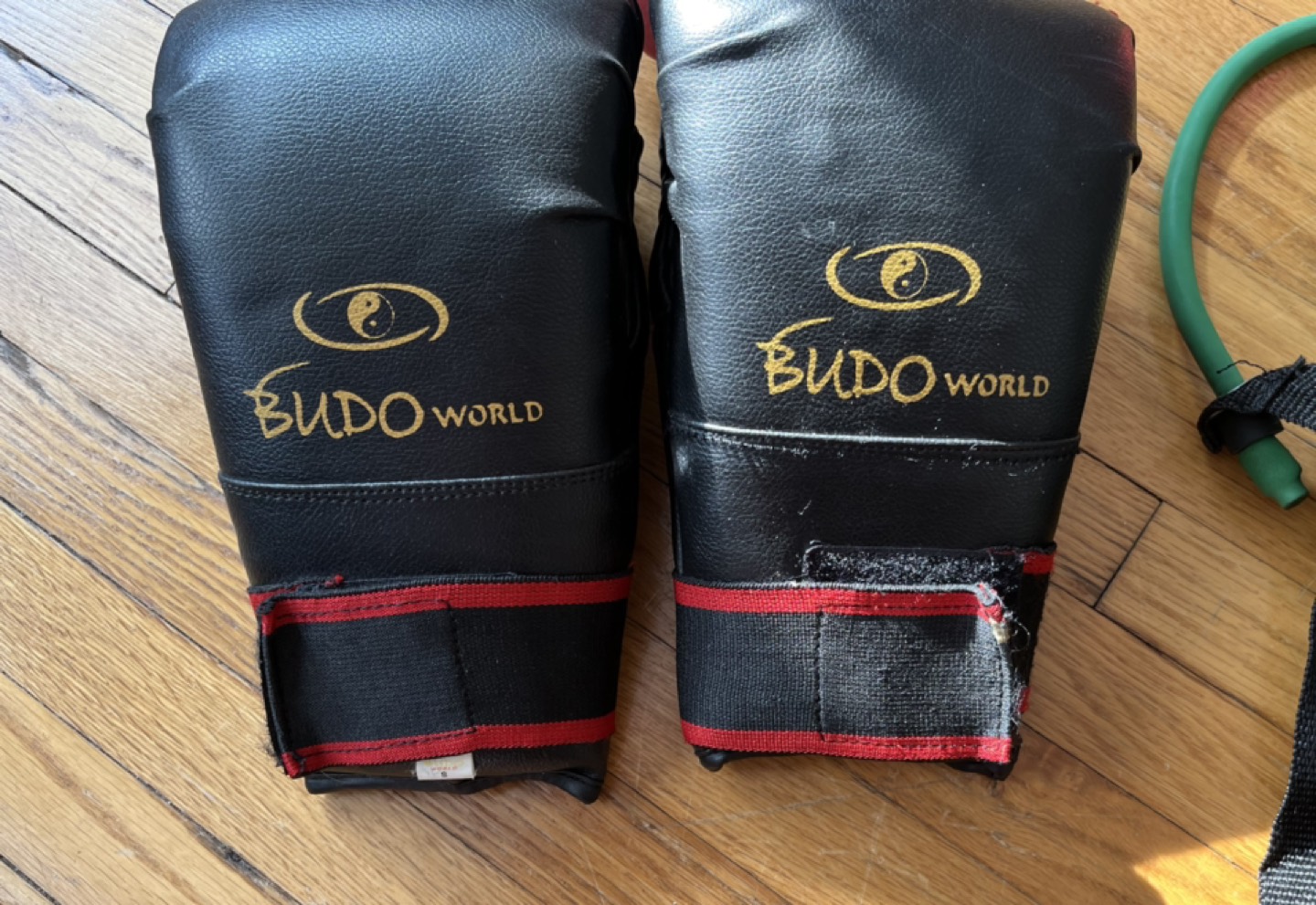 Boxing gloves image indicator(2)