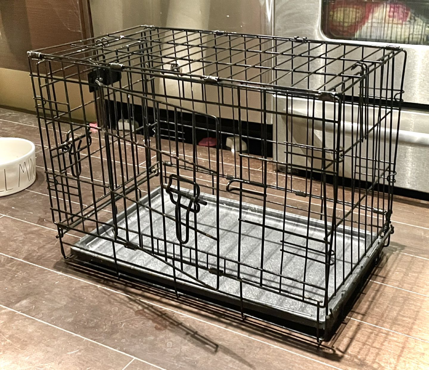 Small dog crate, double door with leak-proof pad thumbnail