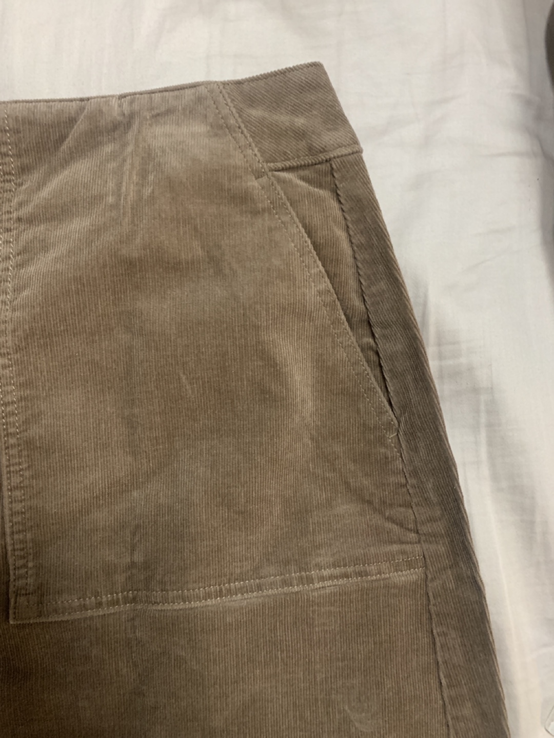 Uniqlo brown mini curduoroy-like skirt size 2 women’a image indicator(3)