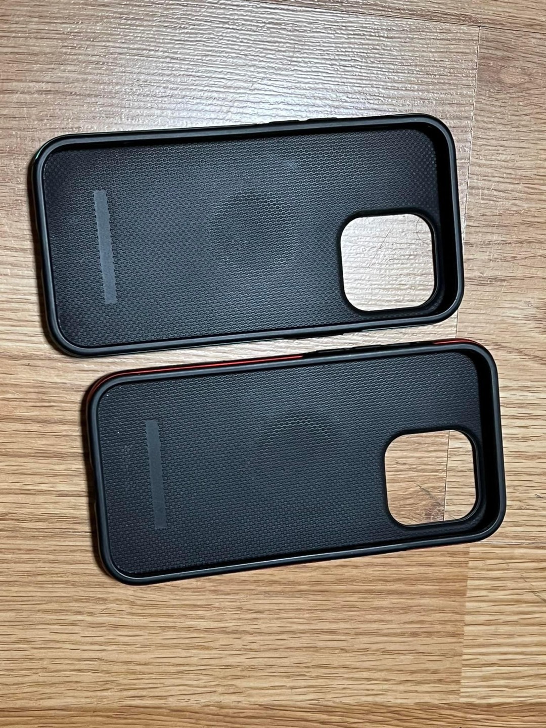 iPhone 13 pro rigid cases image indicator(2)