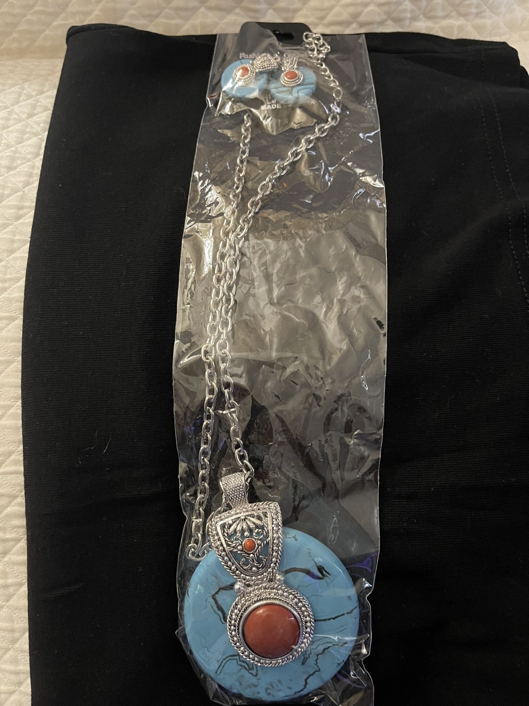Set necklaces