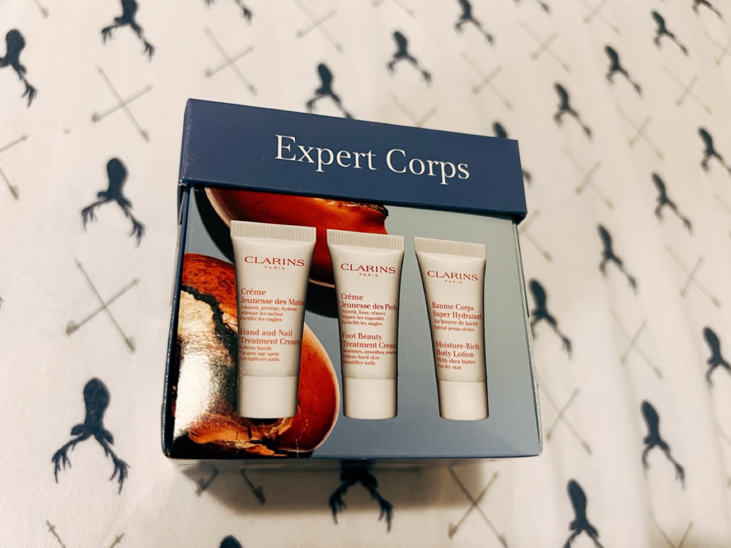Clarins Expert Corps Hydration travel set Brand New image indicator(4)