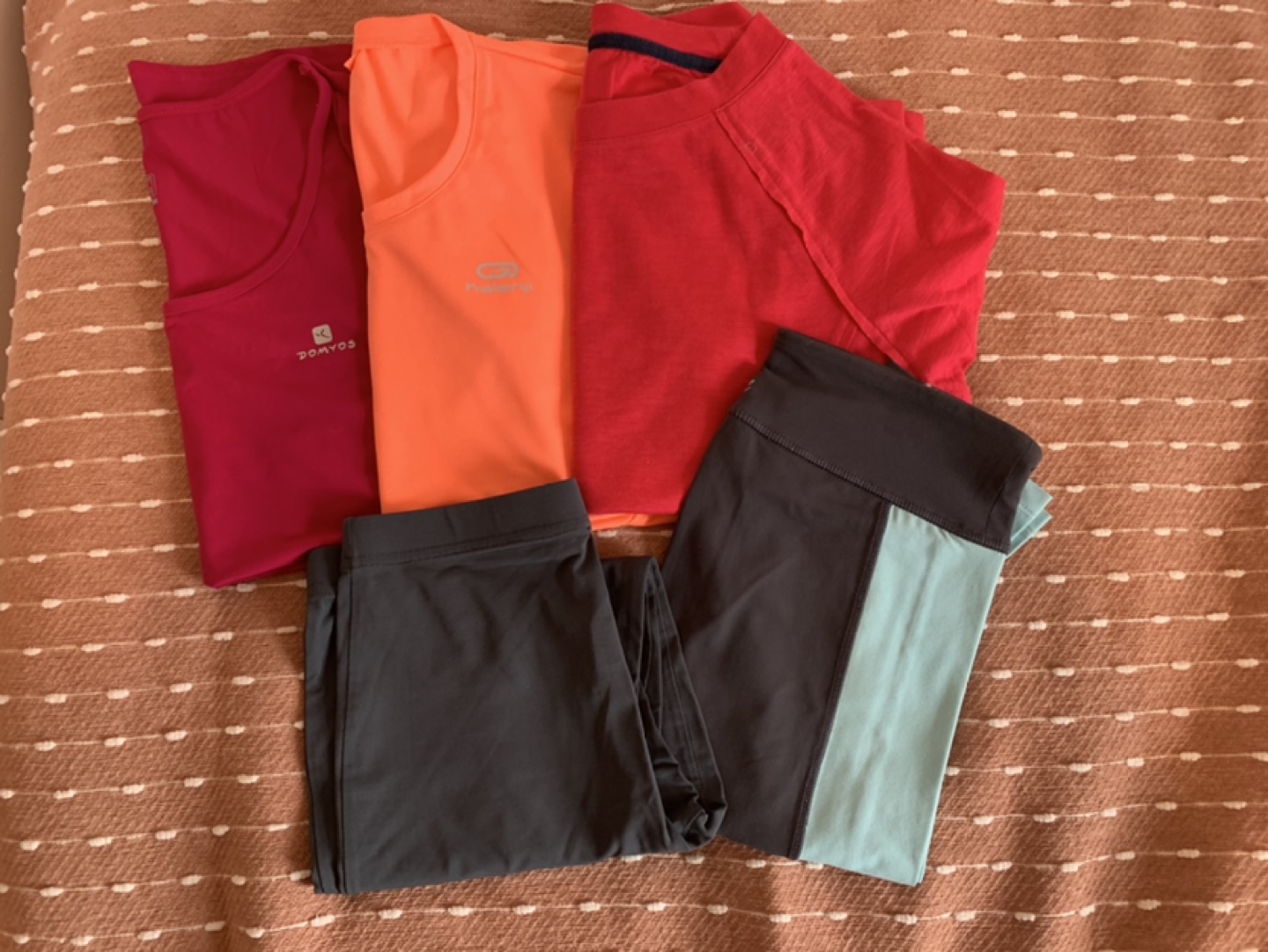 Workout clothes thumbnail