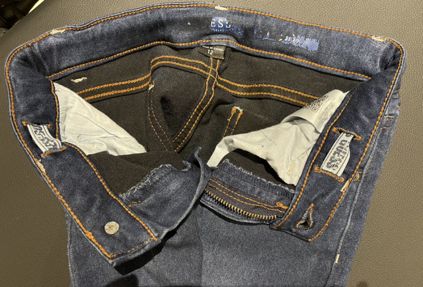 Wow 🤩 GUESS super soft stretchy adjustable jeans image indicator(3)