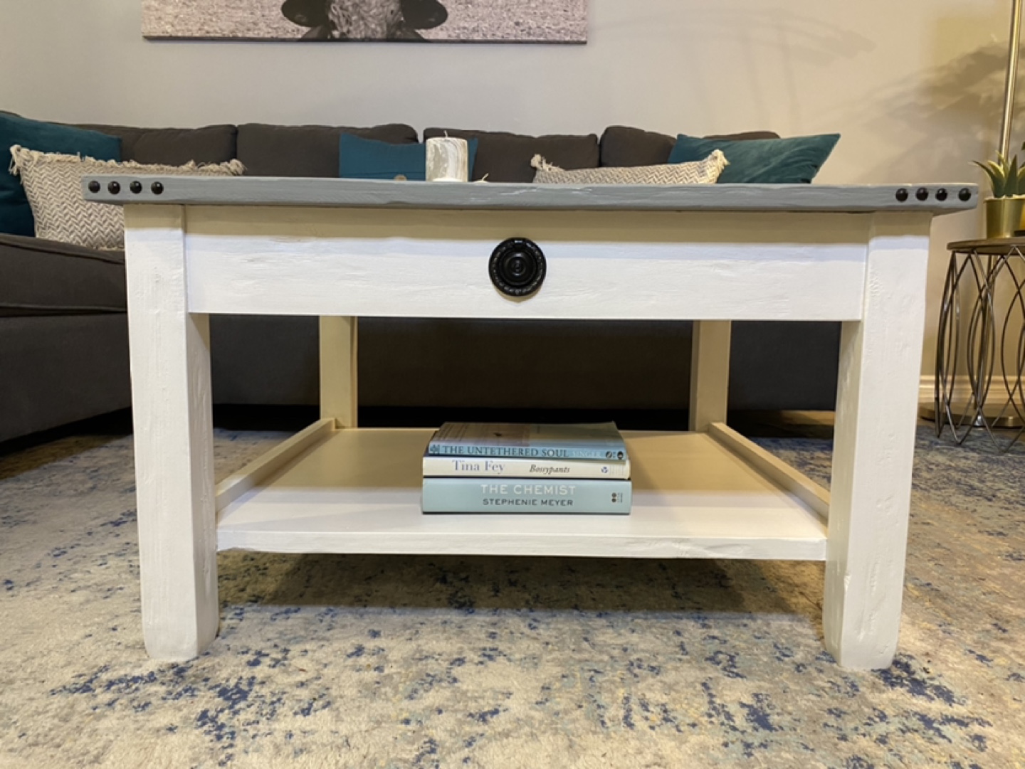 Farmhouse Style Coffee Table - photo 2