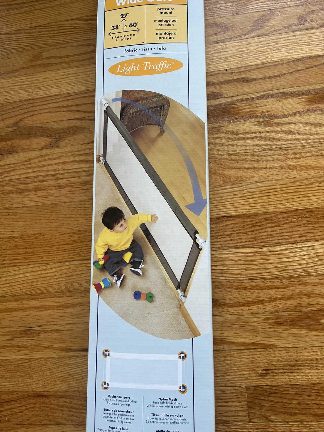 Baby gate evenflo thumbnail