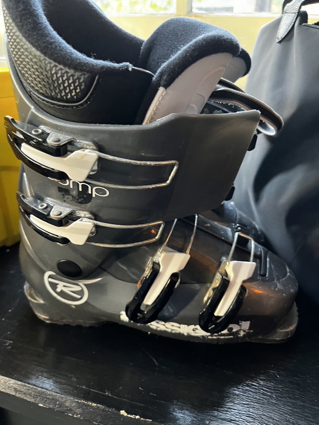 Rossignol Downhill Ski Boots size 5/6 thumbnail