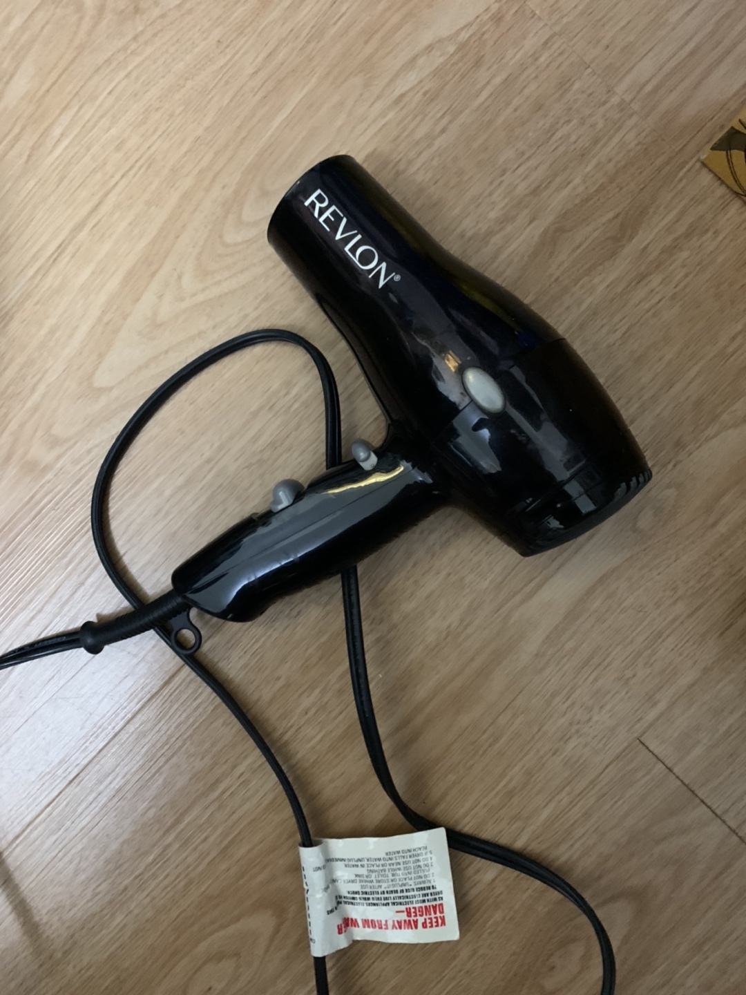 Hair dryer