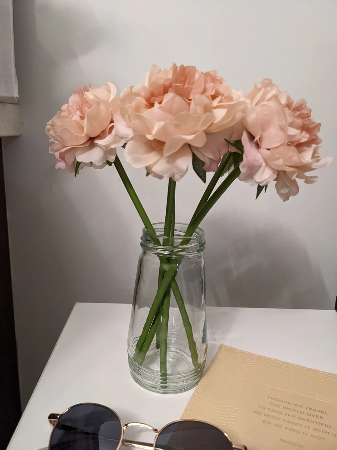 home decor - flowers in vase thumbnail