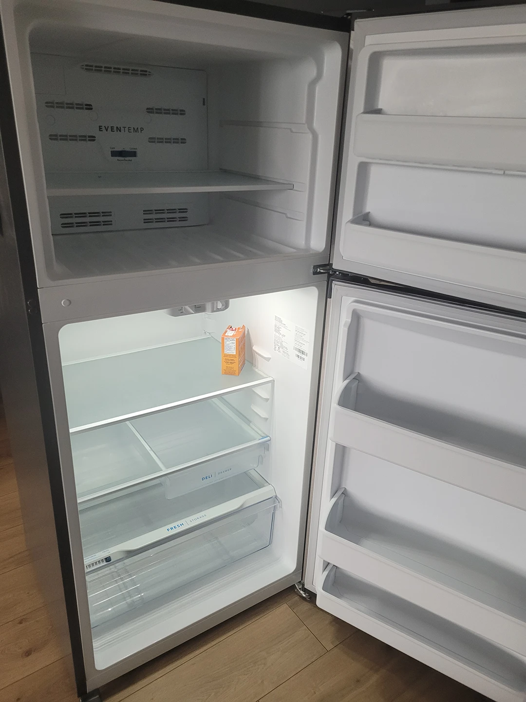 1.5 yr old Frigidaire Fridge 13 cu ft image indicator(9)