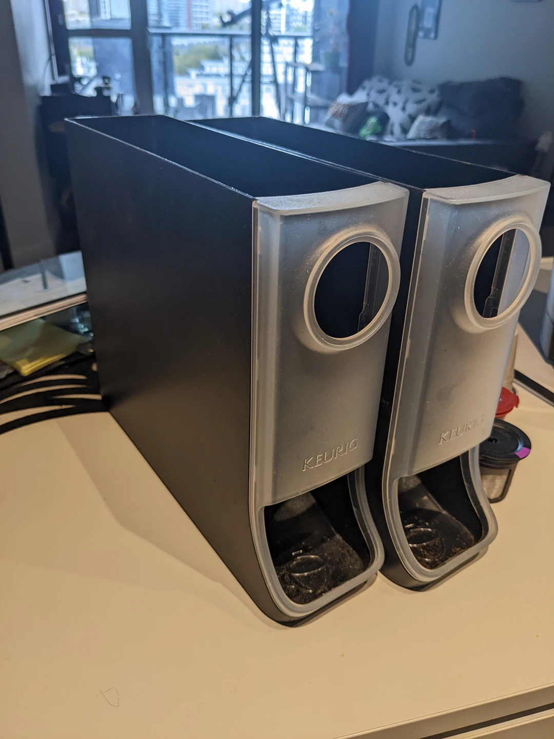 Keurig Coffee Machine 2 holders, 6 reusable + pumpkin spice pods image indicator(2)