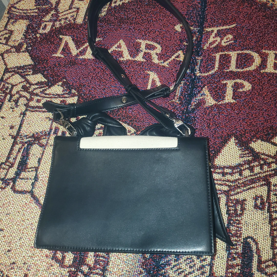 Charles and Keith handbag - photo 4