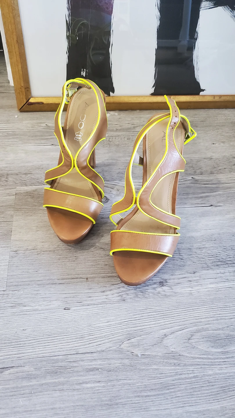 Aldo leather heels thumbnail