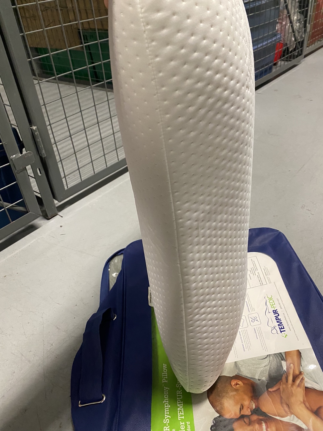 Tempurpedic pillow - photo 4