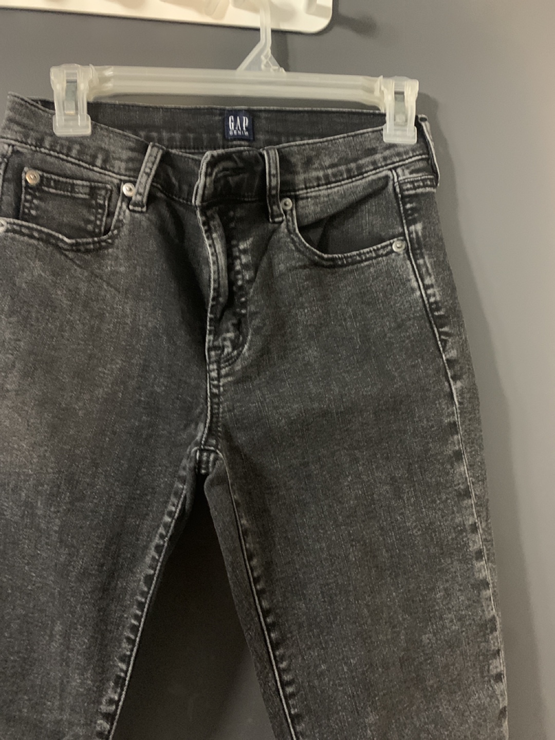 Gap Denim true skinny distressed black wash jeans size 27 - photo 5