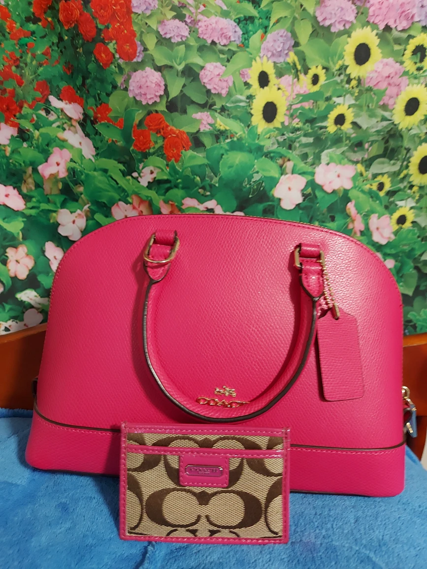 Authentic coach bags image indicator(4)