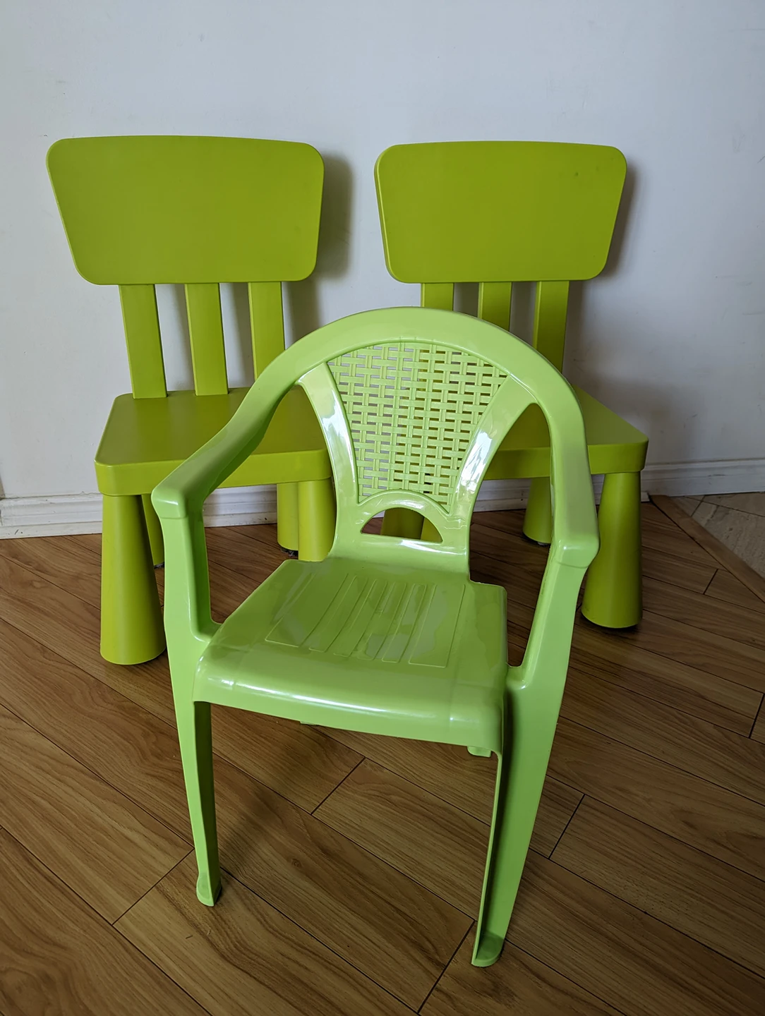 IKEA MAMMUT Children's chairs green - photo 5