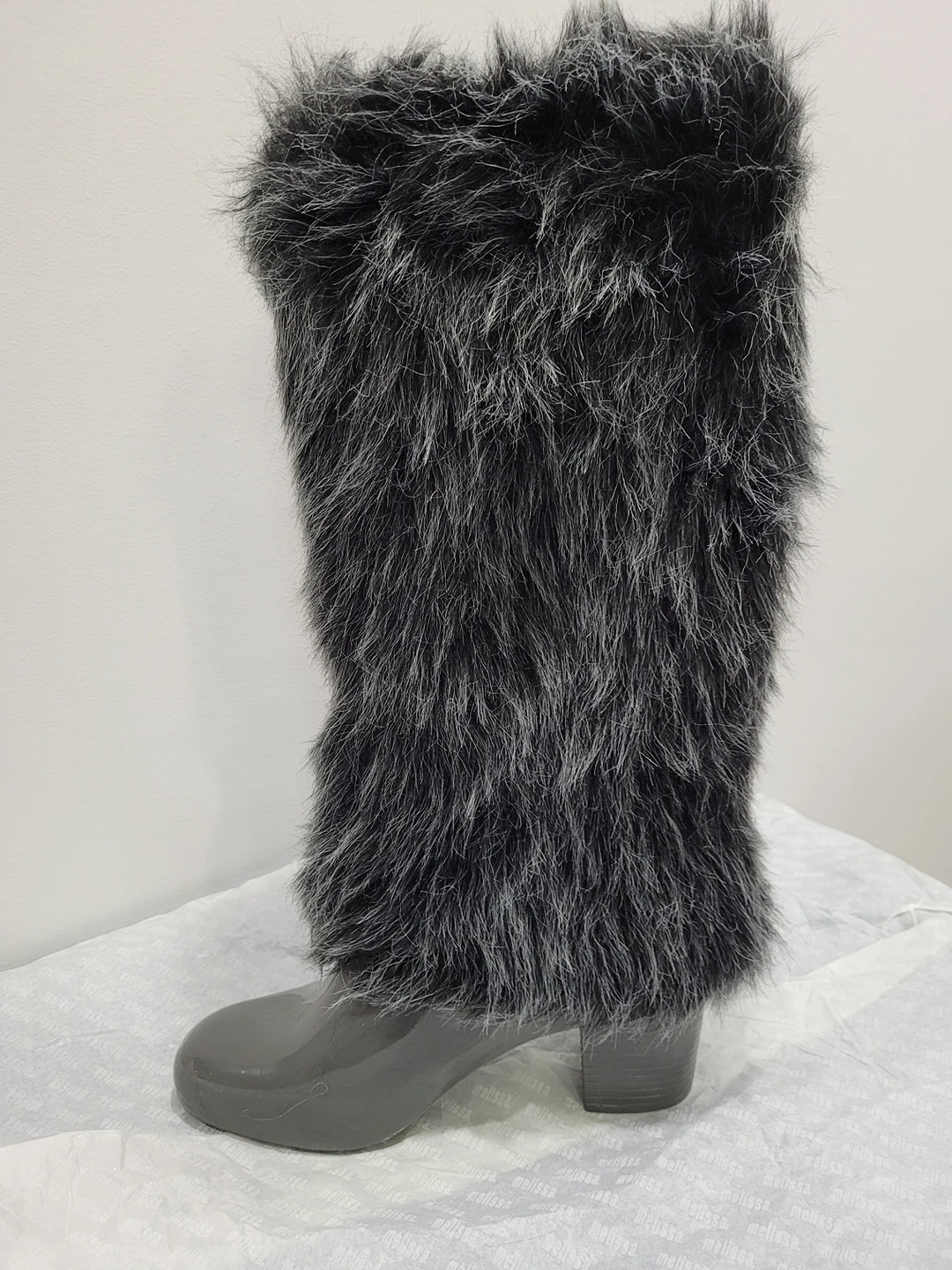 Brand New / Fur Boots #8 image indicator(2)