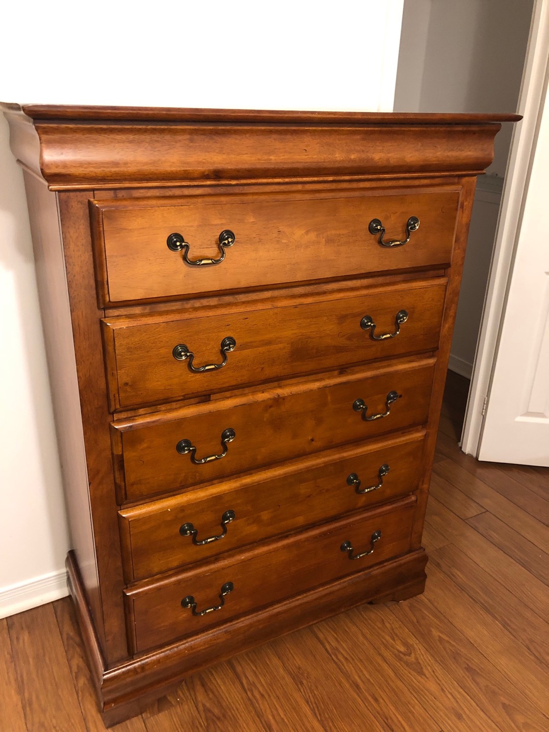 Wood dresser