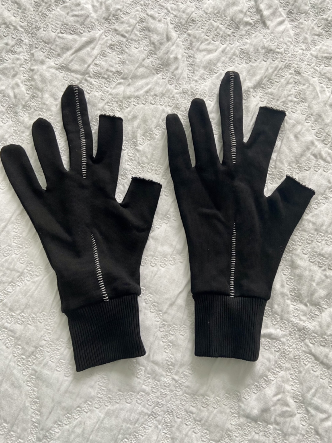 Men’s Gloves by Thom Krom