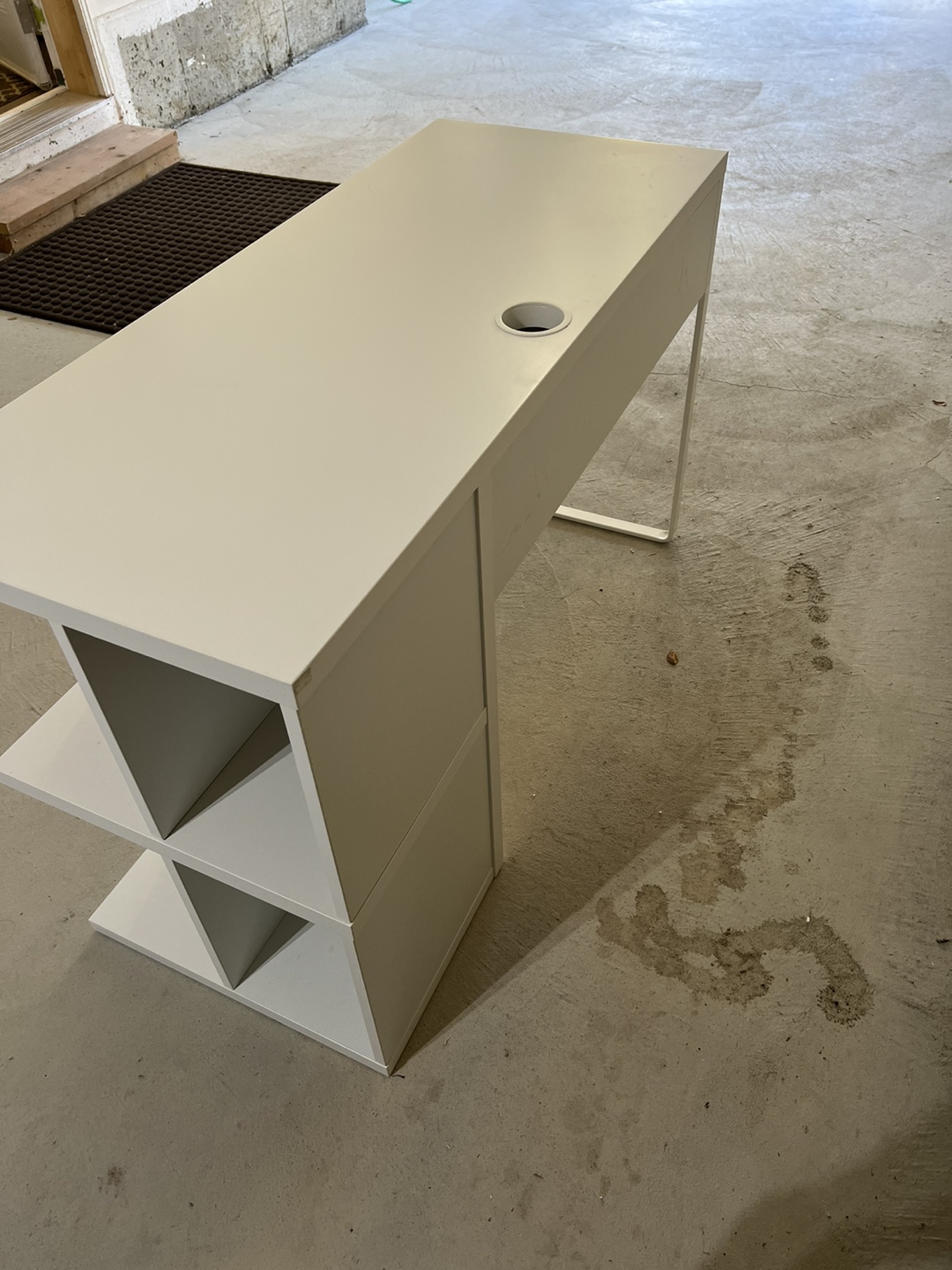 Ikea desk - photo 4