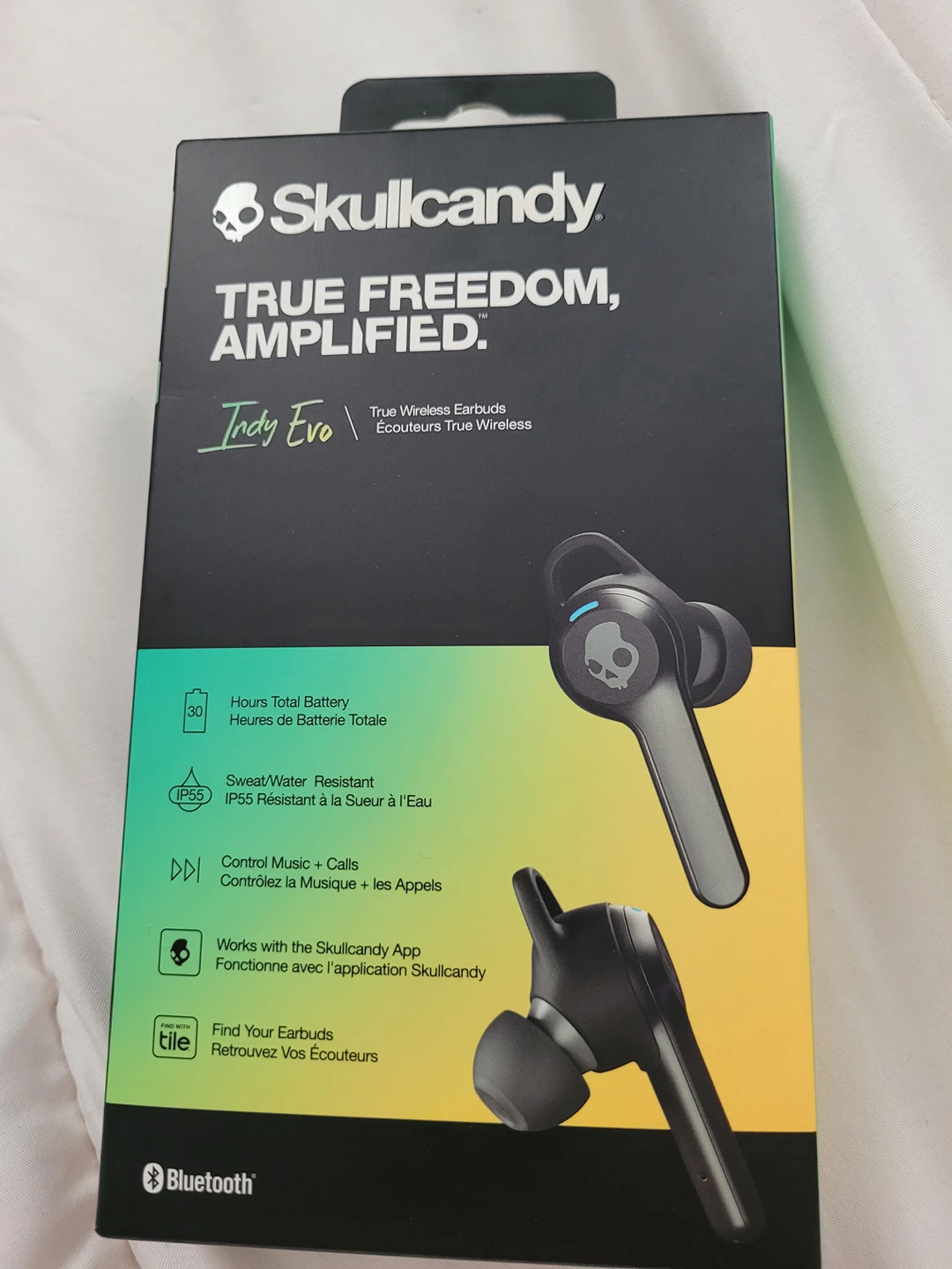 skullcandy ear buds thumbnail