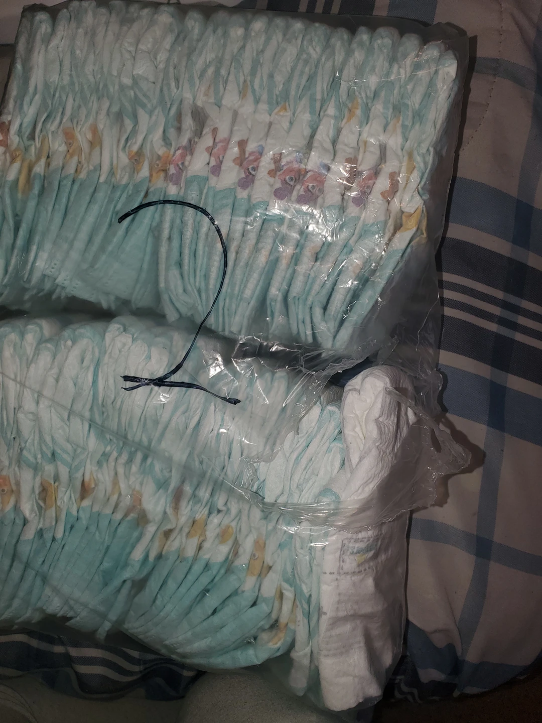 size 1 pamper diapers 2 packs image indicator(2)