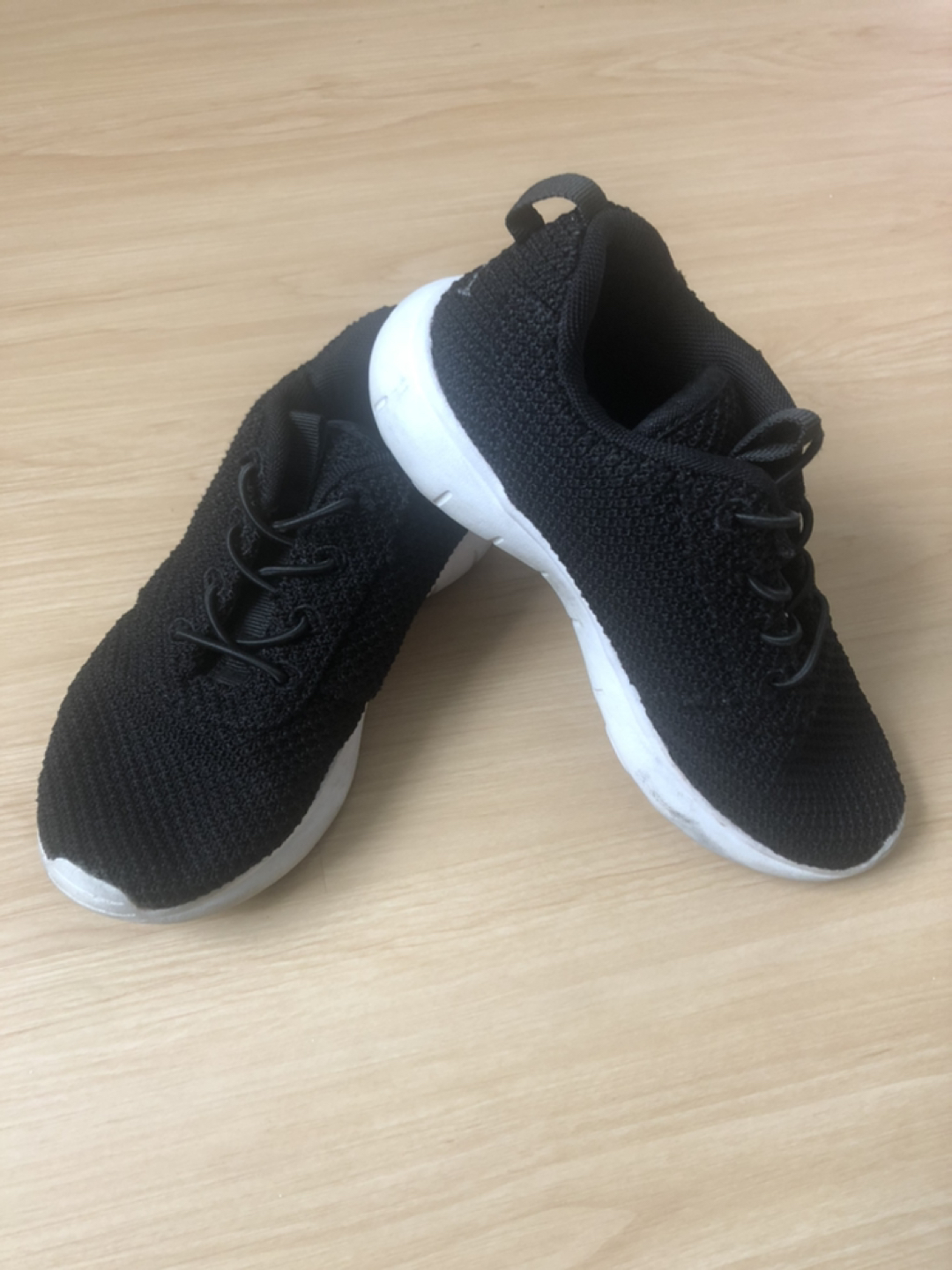 Boys trainers, size 13 thumbnail