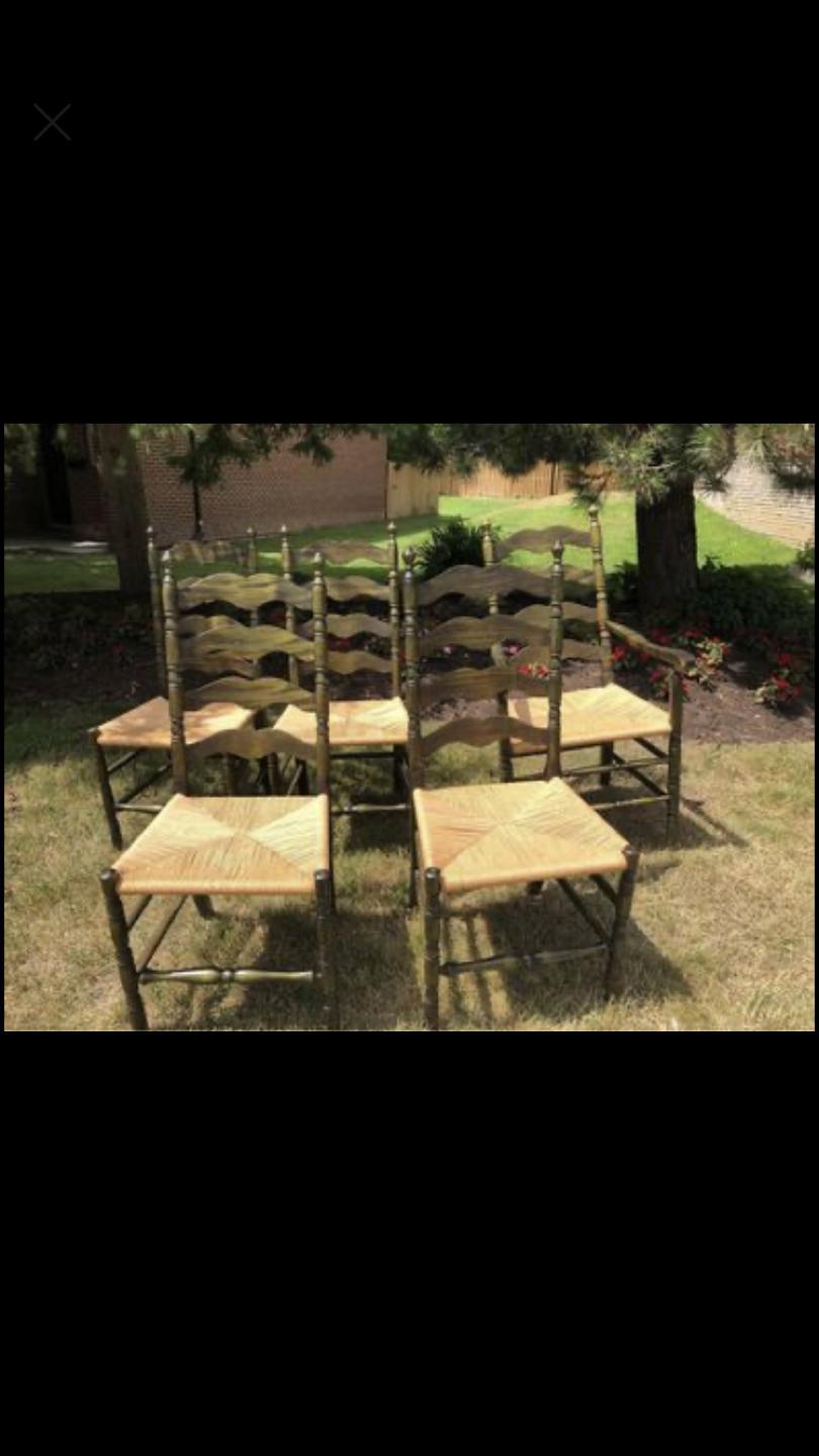 5 oak chairs with wicker seat (dinning chairs )