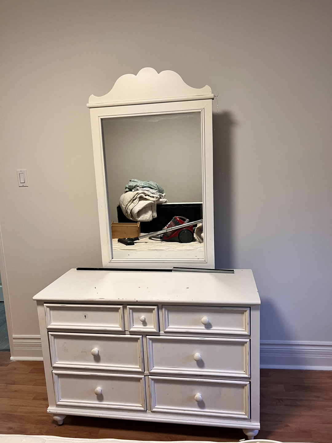 White dresser and mirror thumbnail