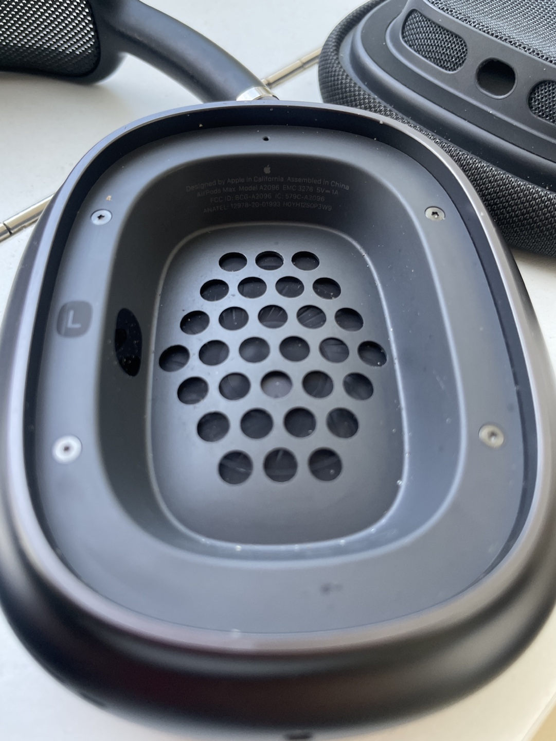 AirPods Max - photo 4