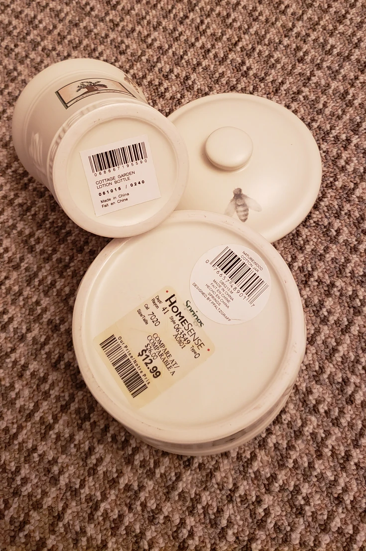 Bathroom Accessories image indicator(4)