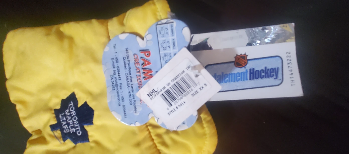 XXS Authentic Toronto Maple Leafs Doggie Vest image indicator(7)